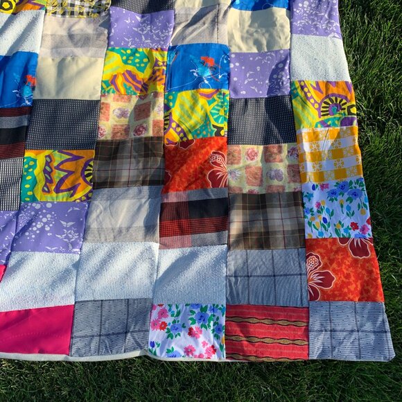 Vintage Handmade Patchwork Quilt Farmhouse Double Sided Retro 72x64 Blanket - Picture 5 of 9